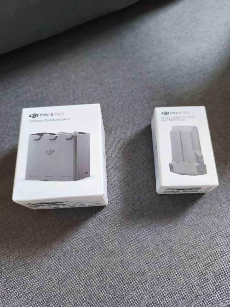 Bateria DJI e Hub de Carregamento p/ Mini 5 Pró 