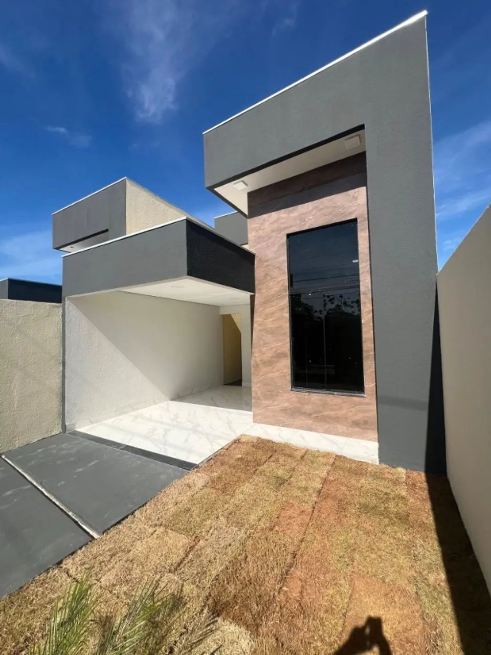 IMPECÁVEL CASA!!! Casa nova 3/4  proximidade do Comper, prefeitura, alzira s