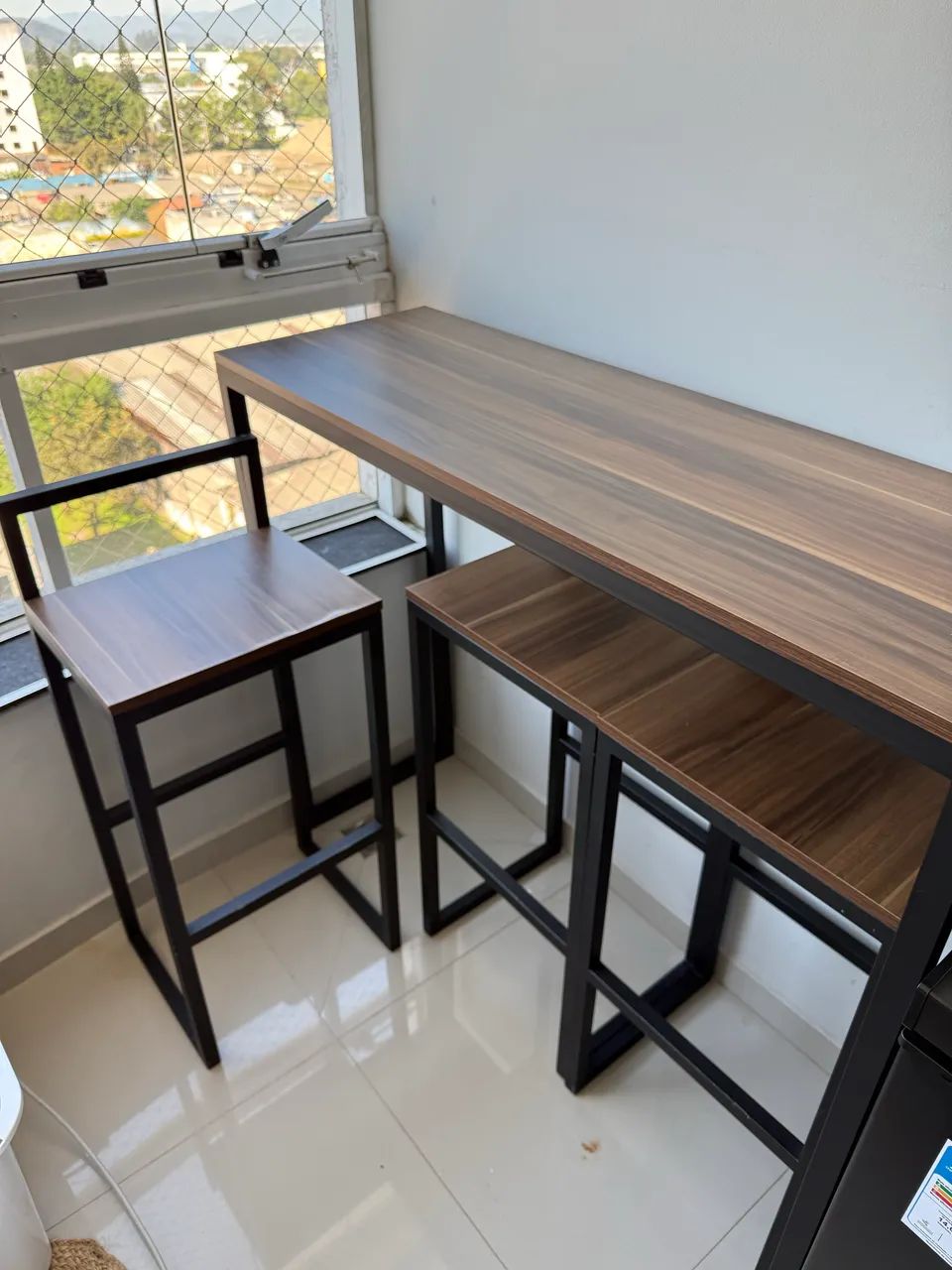 Mesa Bistrô Alta com 3 banquetas - Foto 3