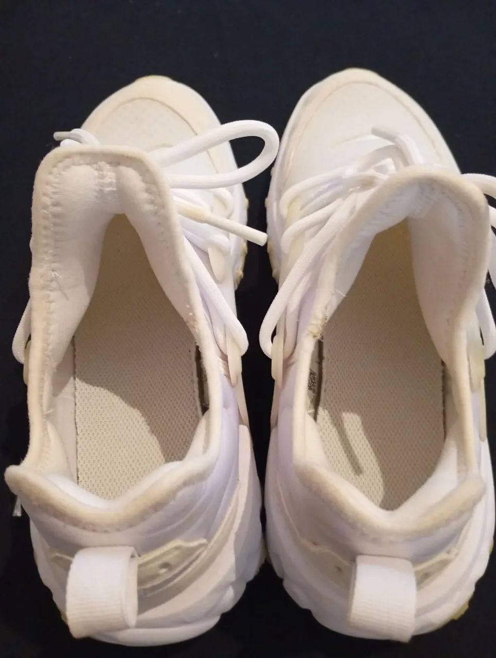 react presto triple white