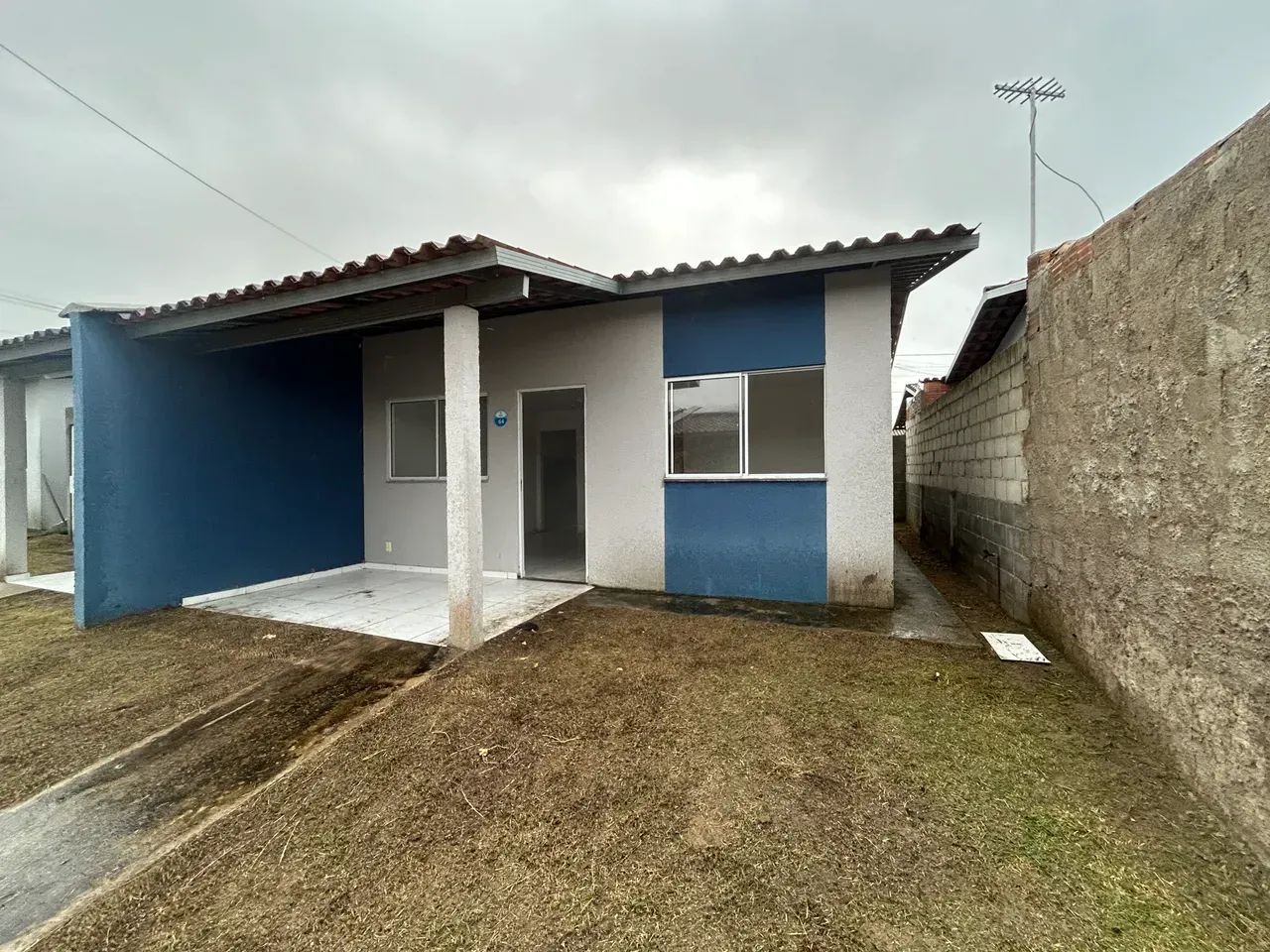 VENDO CASA - ACEITO FINANCIAMENTO - Foto 2