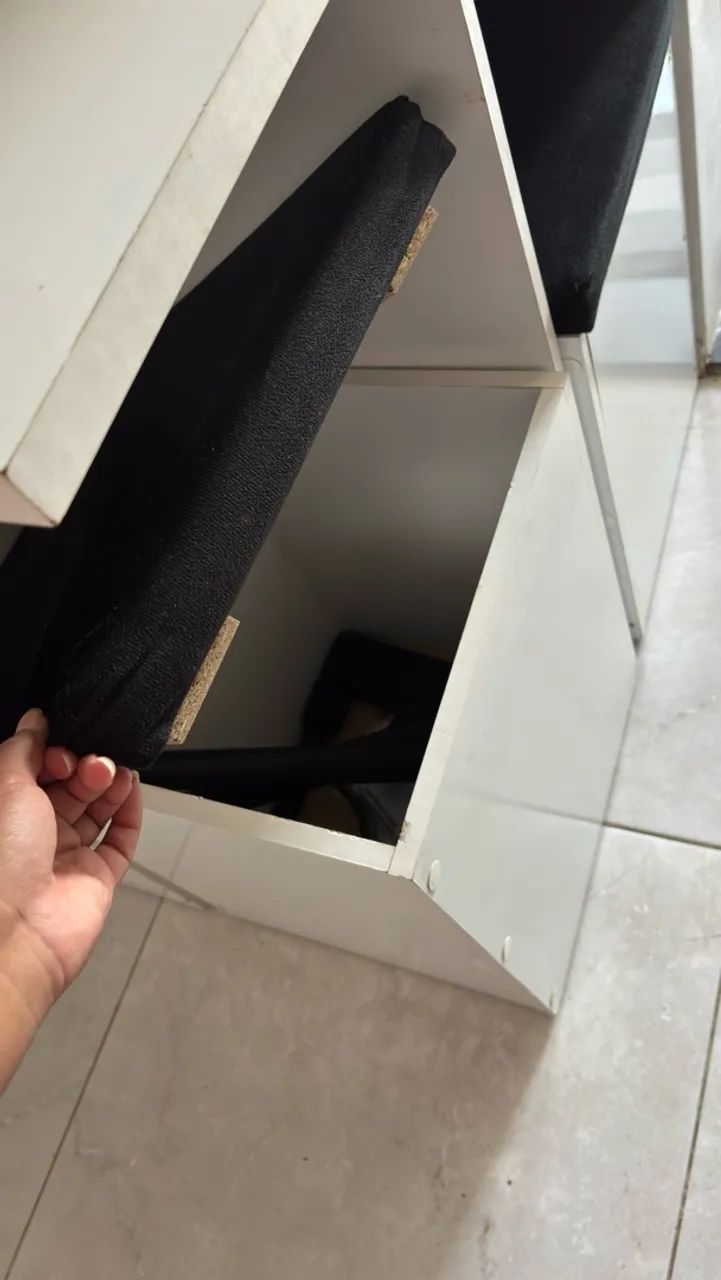 Mesa 4 cadeira/banqueta baú  - Foto 3