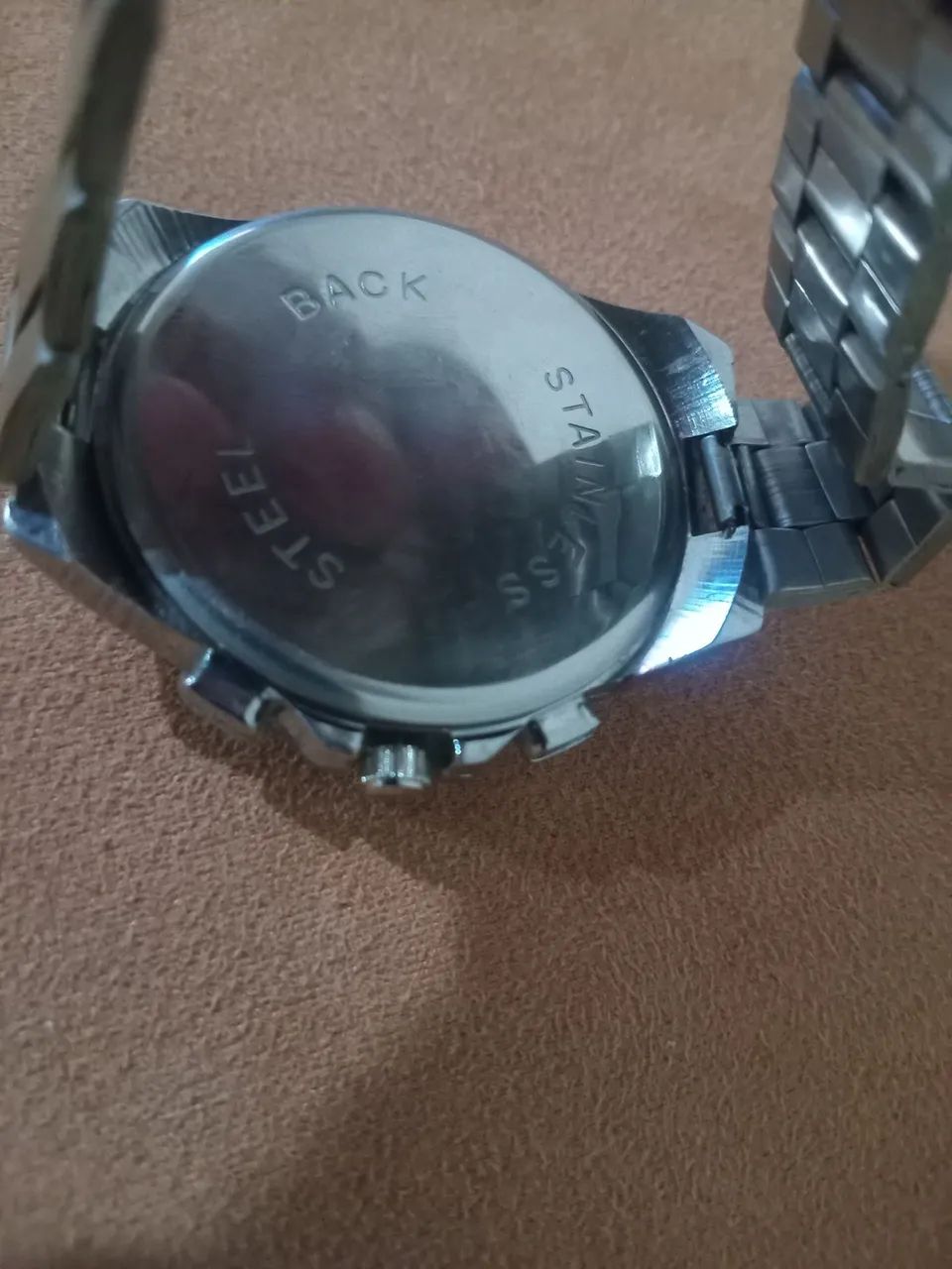 Relógio novo prata zerado. Aceito troca e oferta.  - Foto 4