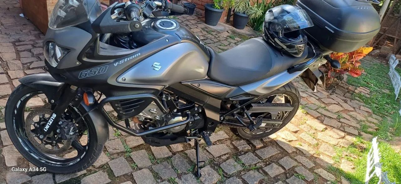 Suzuki Vston 650 2017 