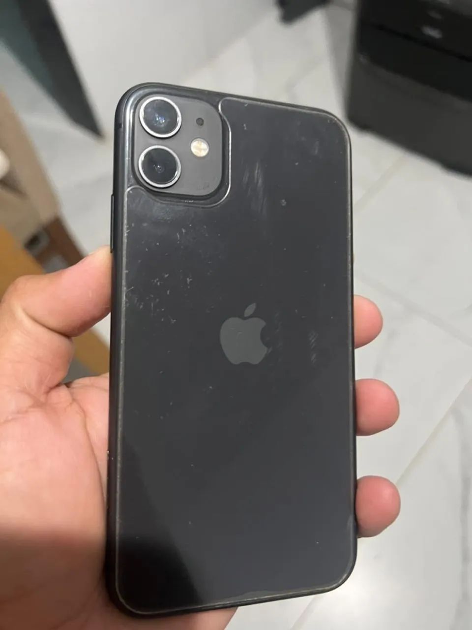 iPhone 11 / 64GB - Foto 3