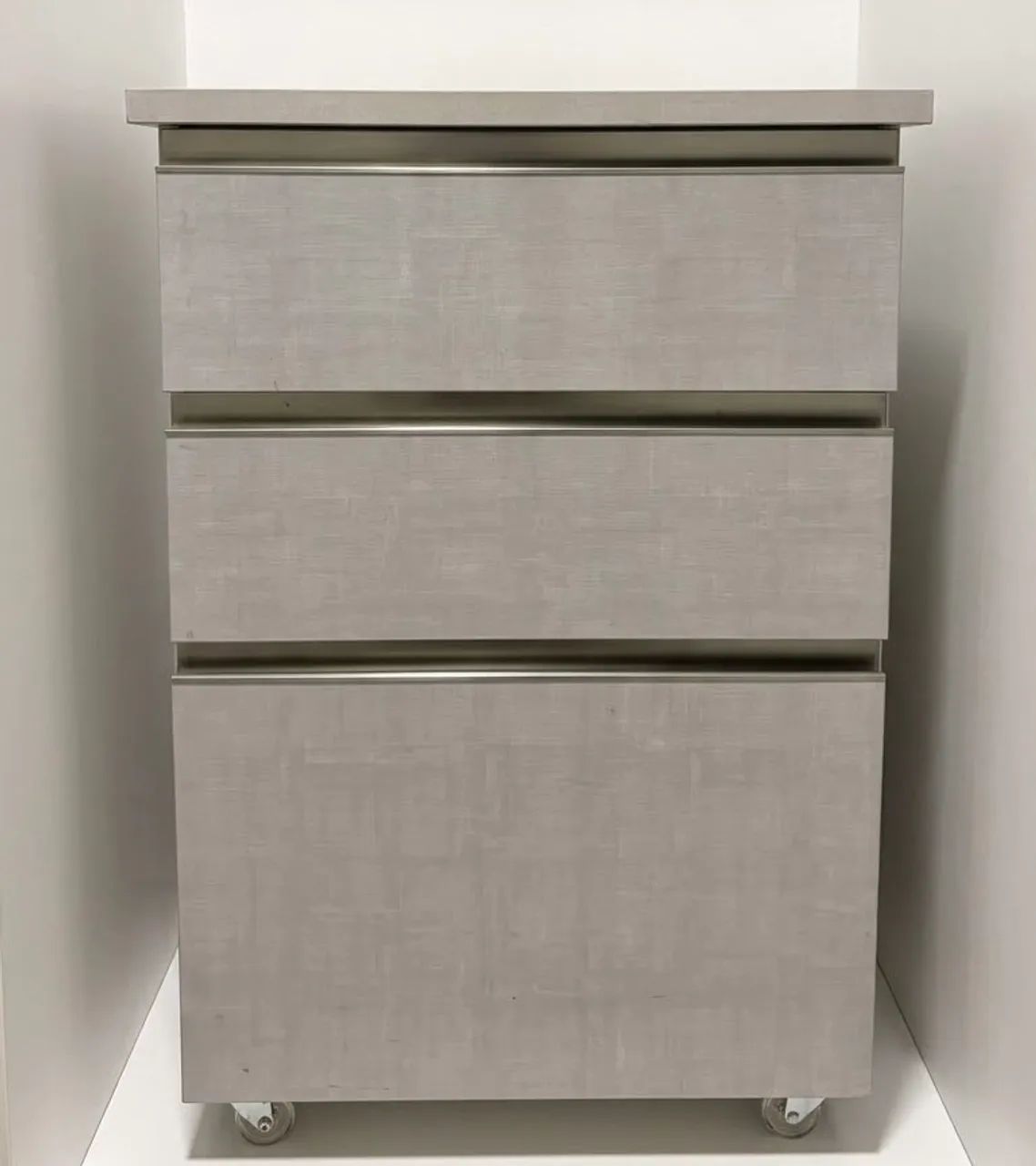 Gaveteiro com chave 