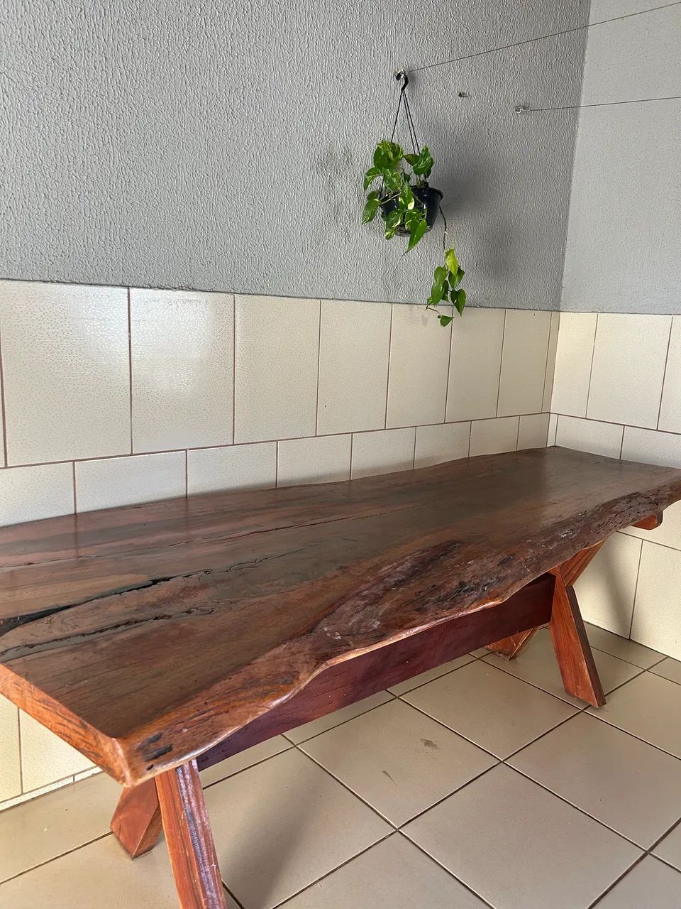 Mesa Rústica de Madeira Maciça