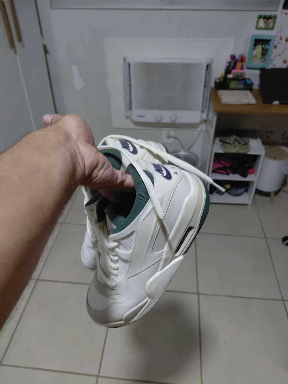 NIKE Jordan 4RM Tamanho 40 - Foto 3