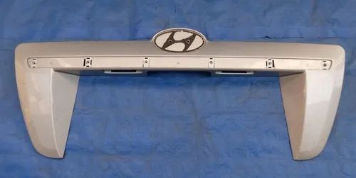 Moldura Placa Traseira Tucson 2008 - 2014 Detalhe Prateado