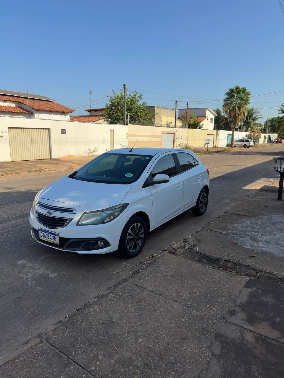 Chevrolet Onix ONIX HATCH LTZ 1.4 8V FlexPower 5p Mec. 2015