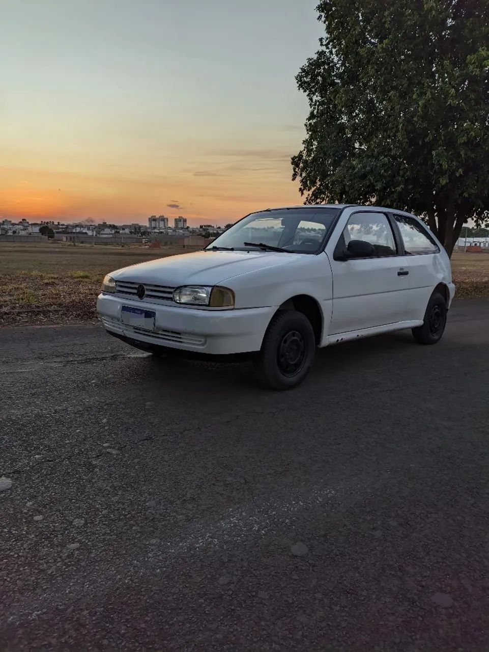Volkswagen Gol Geração II 1000 Plus 8V 50cv Gasolina Mec. 2P 1996 1996