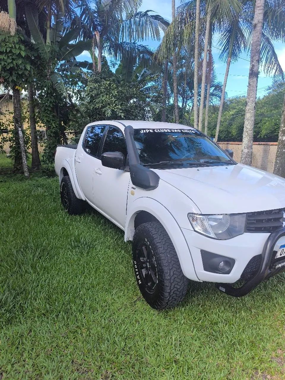 Mitsubishi L200 2012