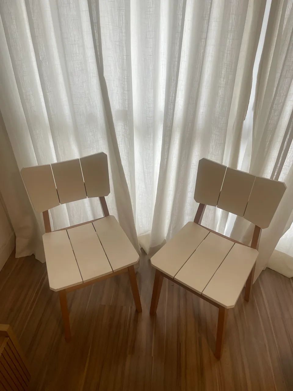 2 cadeiras brancas em MDF Oppa Design  - Foto 2
