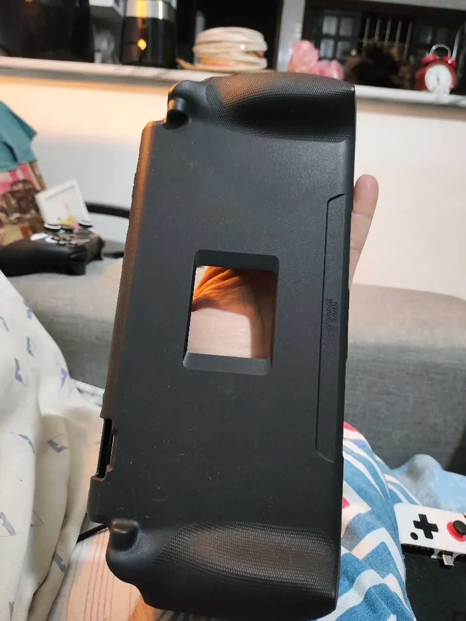 Stand Grip Savage Raven (Skull & Co) Para Switch 2. Usado apenas uma vez. 