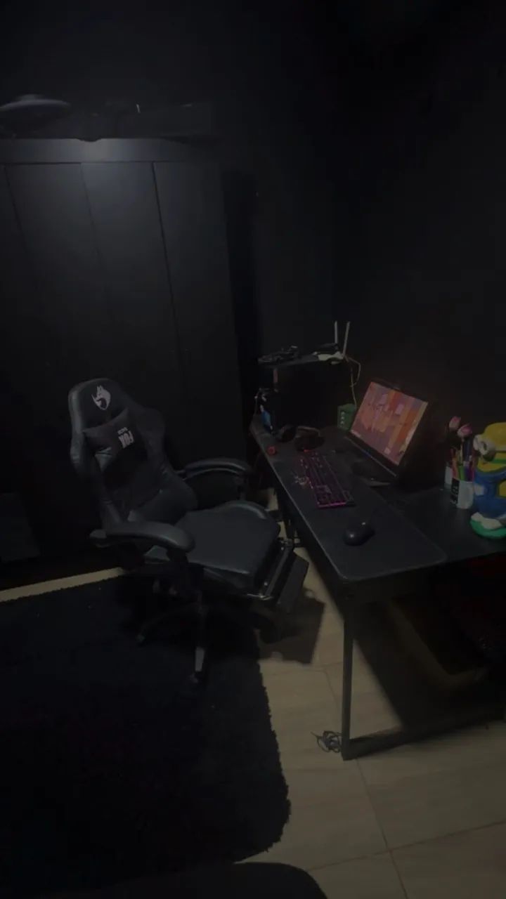 COMPUTADOR COMPLETO + MESA + CADEIRA GAMER
