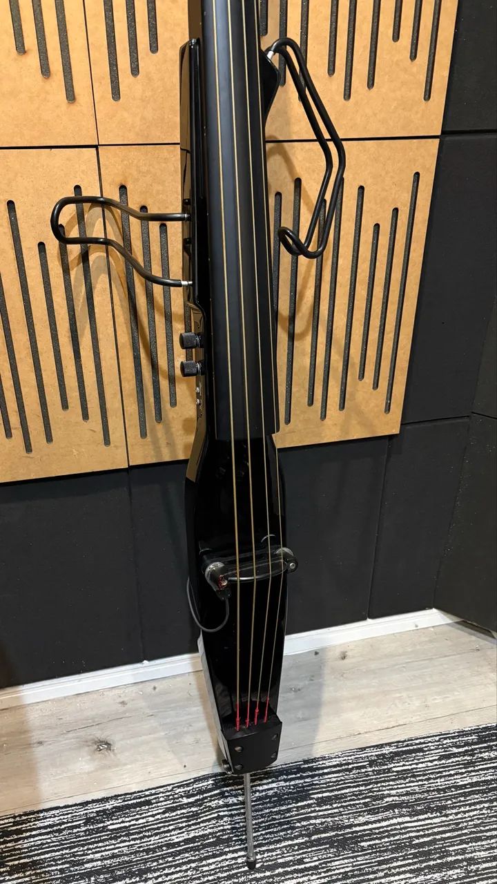 Baixo vertical Stagg - Foto 2