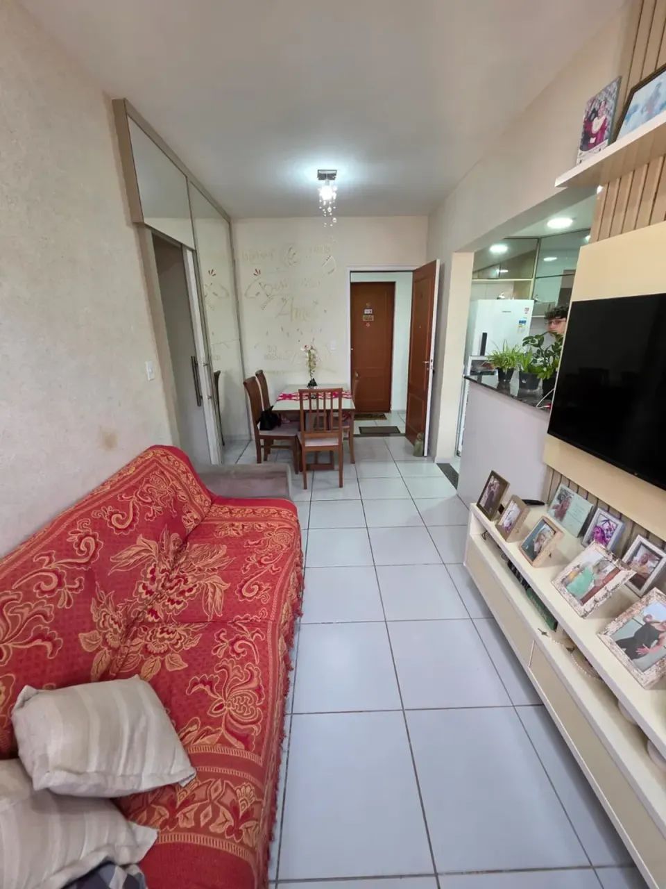 Imóvel para venda possui 52 metros quadrados com 2 quartos em Alto do Calhau - São Luís - 2