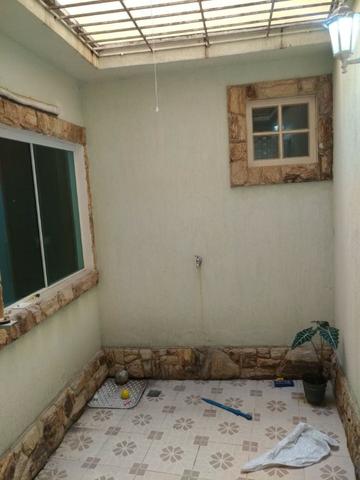 Magnífica Casa independente 3 qts, 3 bn, amplo quintal colada a rua Eliseu de Alvarenga - Foto 17