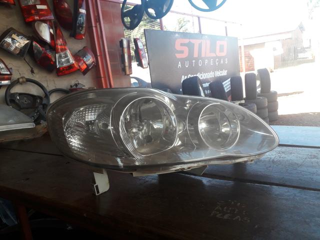 Farol dianteiro direito Toyota Corolla 2008 Usado Original