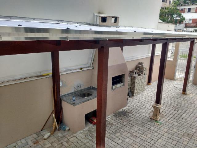 Apto em Itapema de 2 quartos com ar, 30 m do mar. garagem. 300 a diaria - Foto 3
