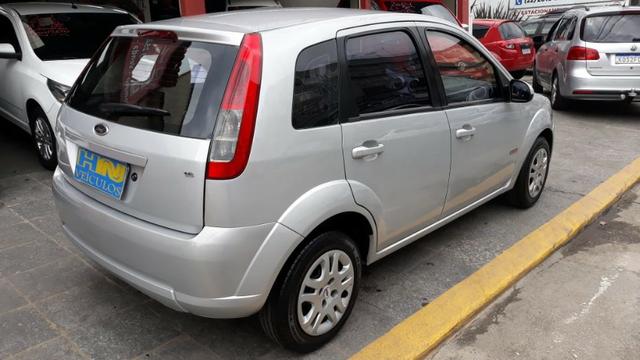 Ford fiesta hatch class motor 1.6 8v flex zetec rocan 4p prata ano 2011 ipva2019pgvist - Foto 4