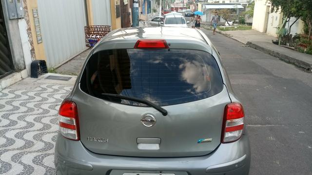 Vendo nissan march 11/12 - Foto 2