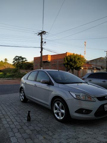 Ford Focus GLX 1.6 Hatch - Foto 2