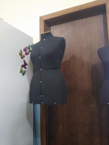 2 Manequins Busto Costureira, Costura Moda +base Ferro - Foto 2