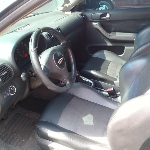 Vendo Audi A3 ano 2003 ou Troco por moto ou carro de porte menor - Foto 6