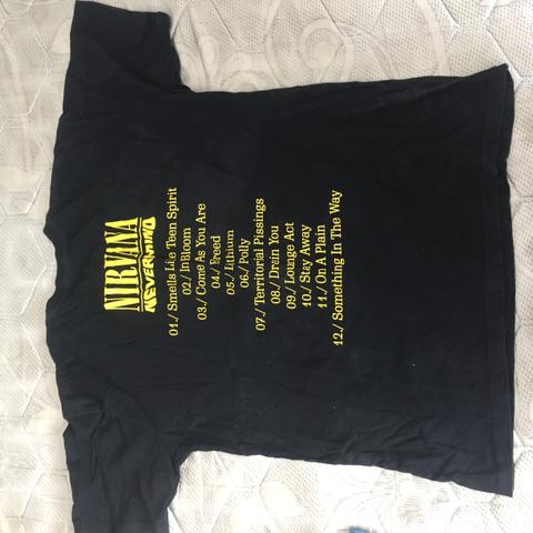 Blusa Nirvana m R$20,00
