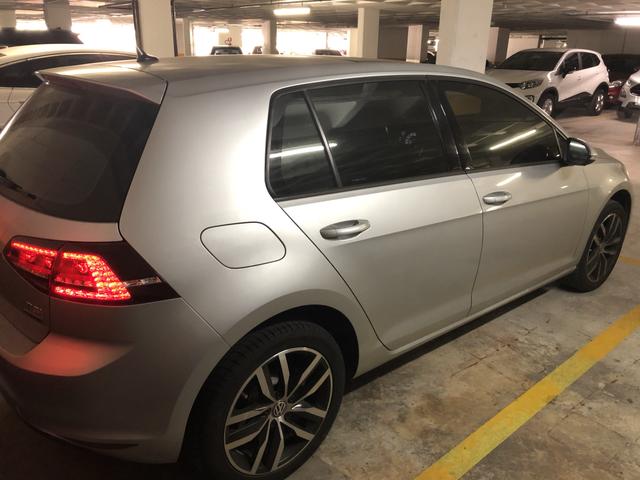 Vendo Golf 1.4 TFSI Highline com todos opcionais - Foto 4