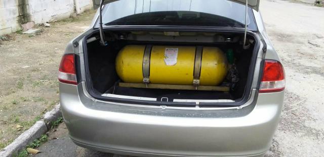 Corsa Sedan 2011 - Foto 4
