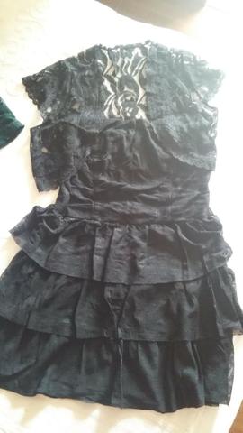 Roupas de festas seminovas - Foto 4