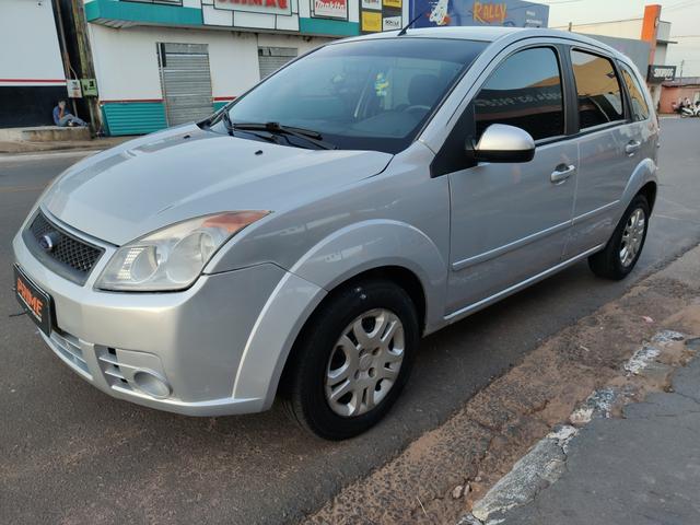 Ford fiesta 1.0 completo 2009 muito conservado - Foto 2