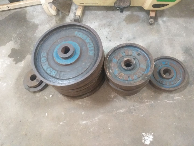 Vende-se itens para treino, Bom estado, preços na descrição - Foto 3