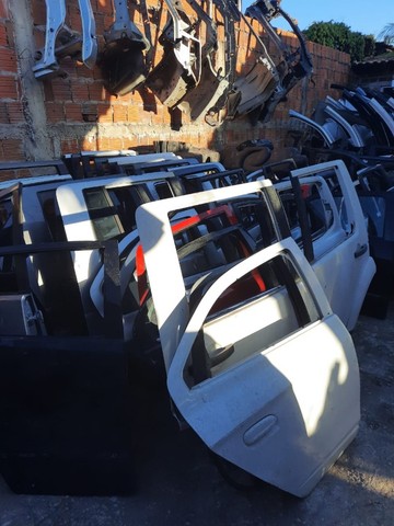 Portas, capo, para-choque e funilaria em geral para seu carro.