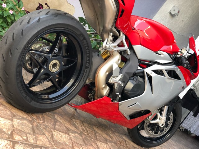 MV AGUSTA F4 1000R