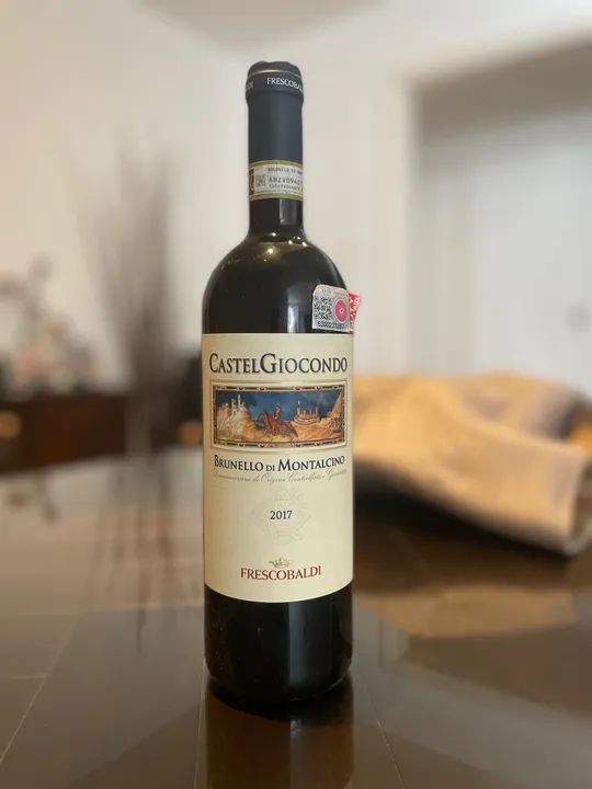 Vinho tinto Brunello Frescobaldi - relíquia !