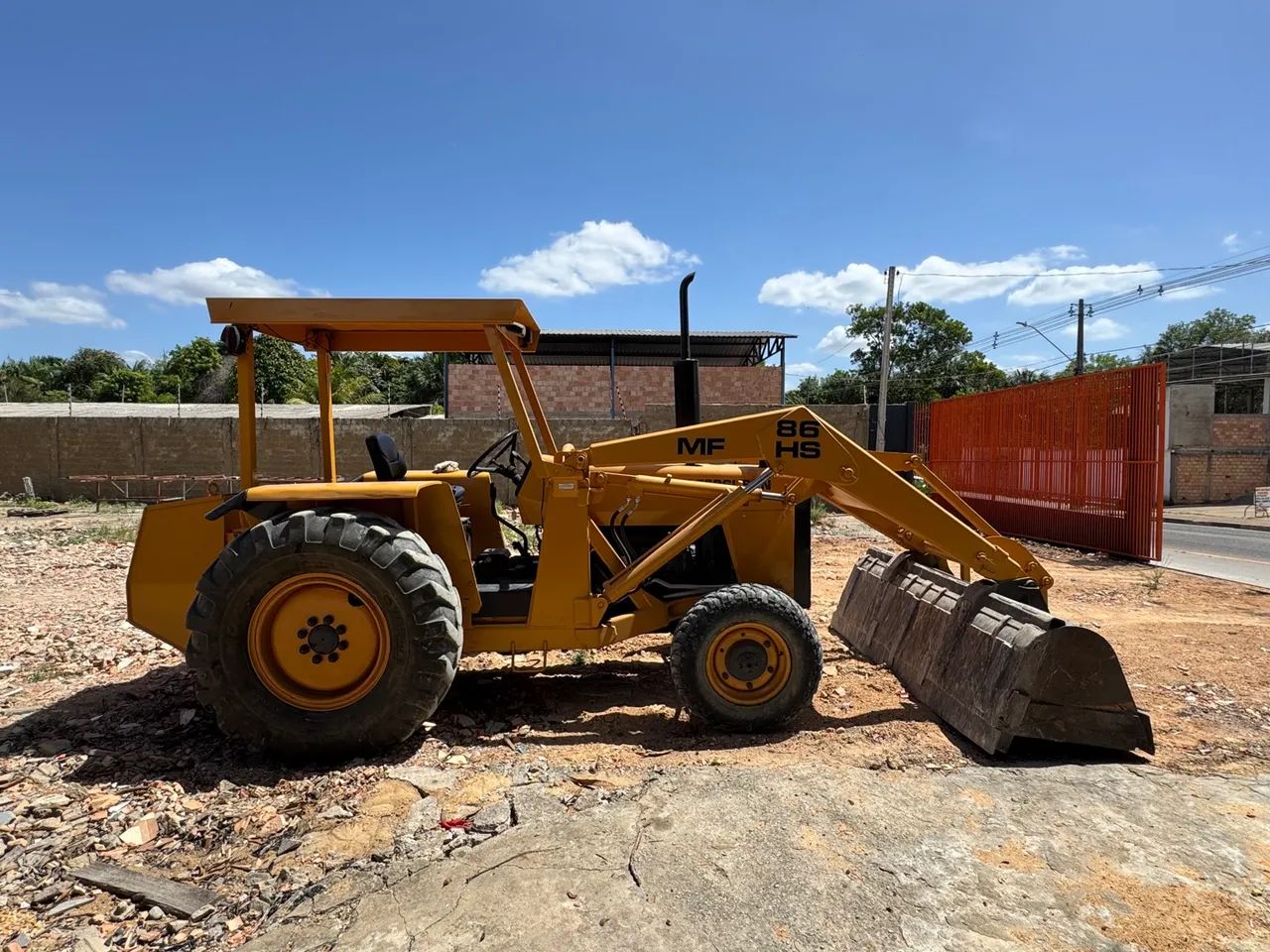 Pá Carregadeira Massey Ferguson HS 86 - Foto 2