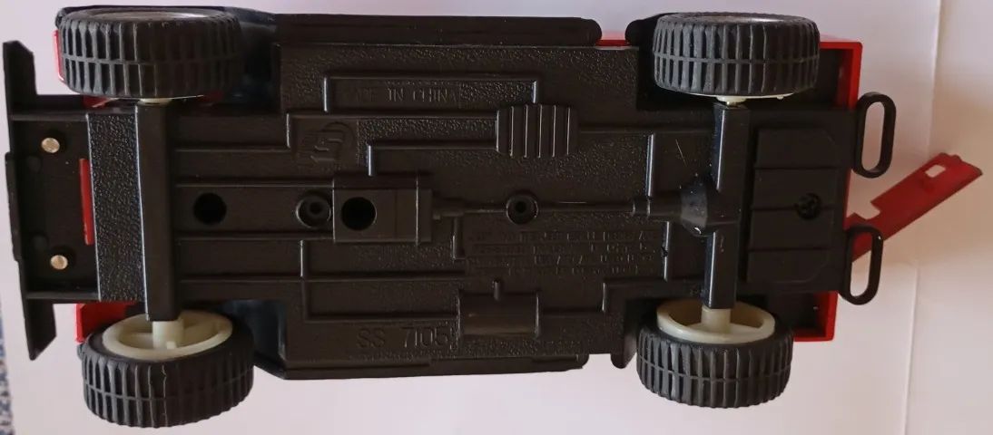 Miniatura Jipe Jeep Wrangler SS 7105 - Foto 3