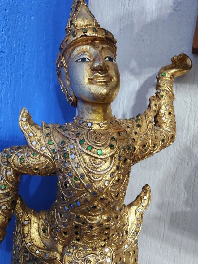 Linda peça  em madeira maciça  importada Indonésia  - Foto 5