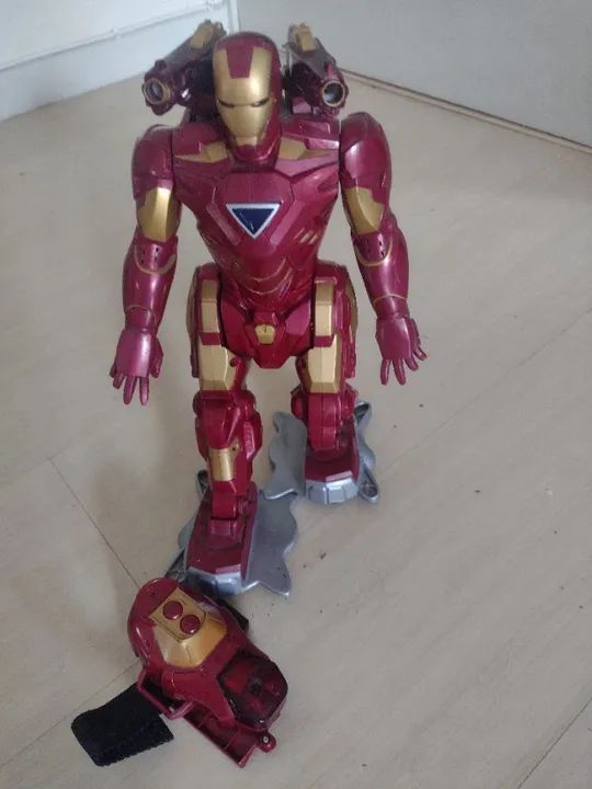 Boneco Hasbro 2009 Iron Man, Usado, com controle - não funciona - Foto 4