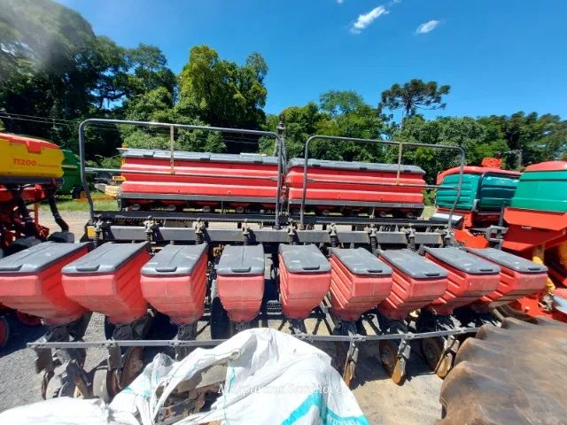 Plantadeira Massey Ferguson - MF 409 L45, 9 Linhas. Fabricação 2013 - Foto 3