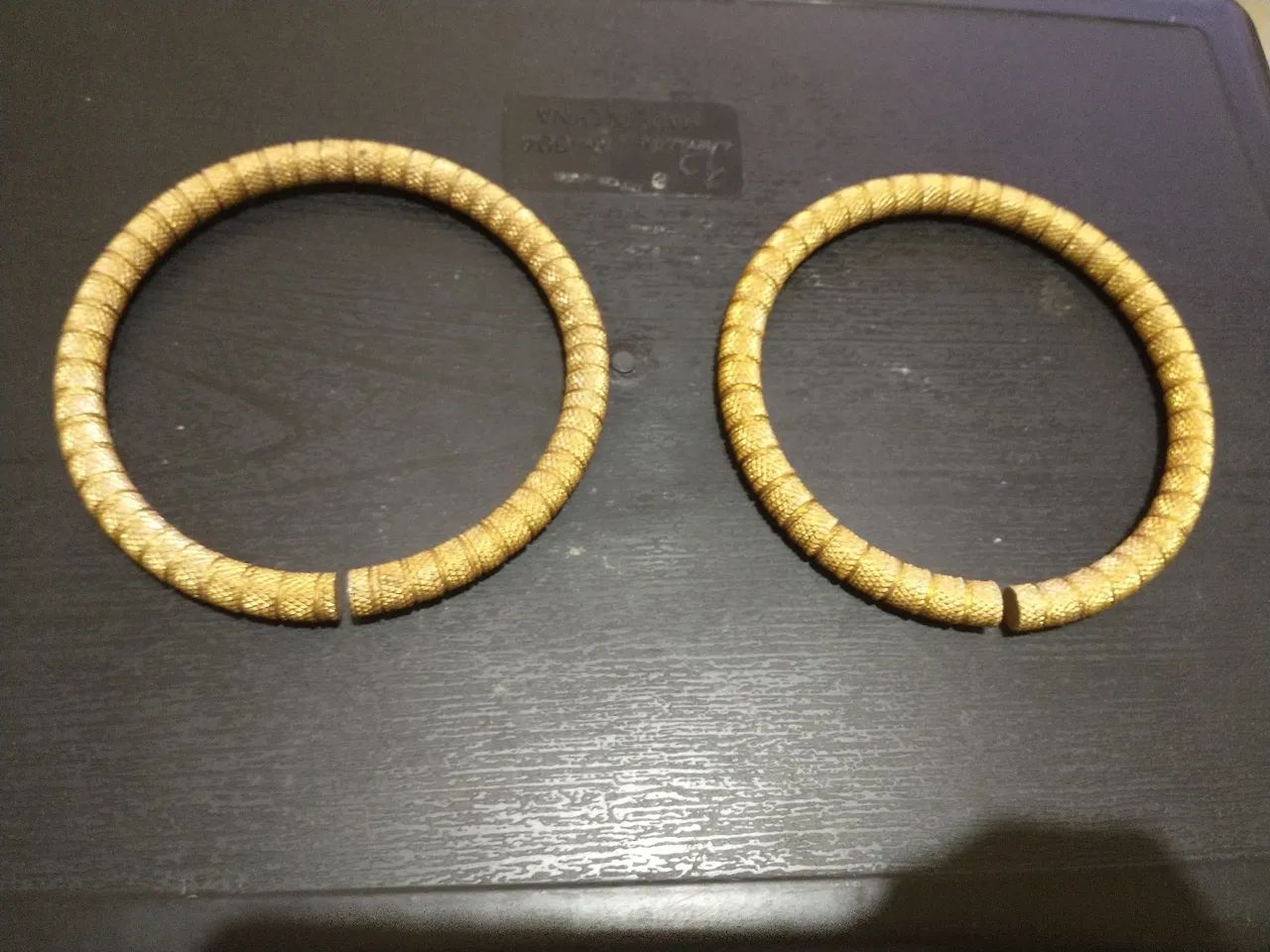 Par de puxadores de cortina dourados