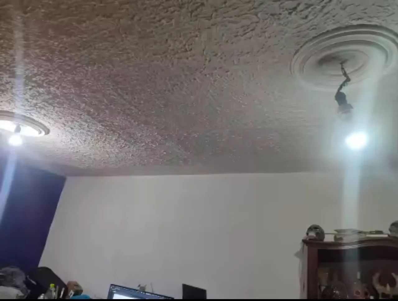 2 lâmpadas Bluetooth com RGB 7w - Foto 2