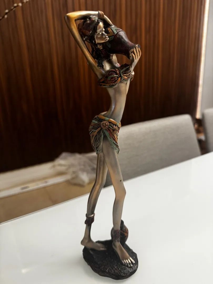Esculturas Mulheres Africanas em resina (4 peças) - Foto 4