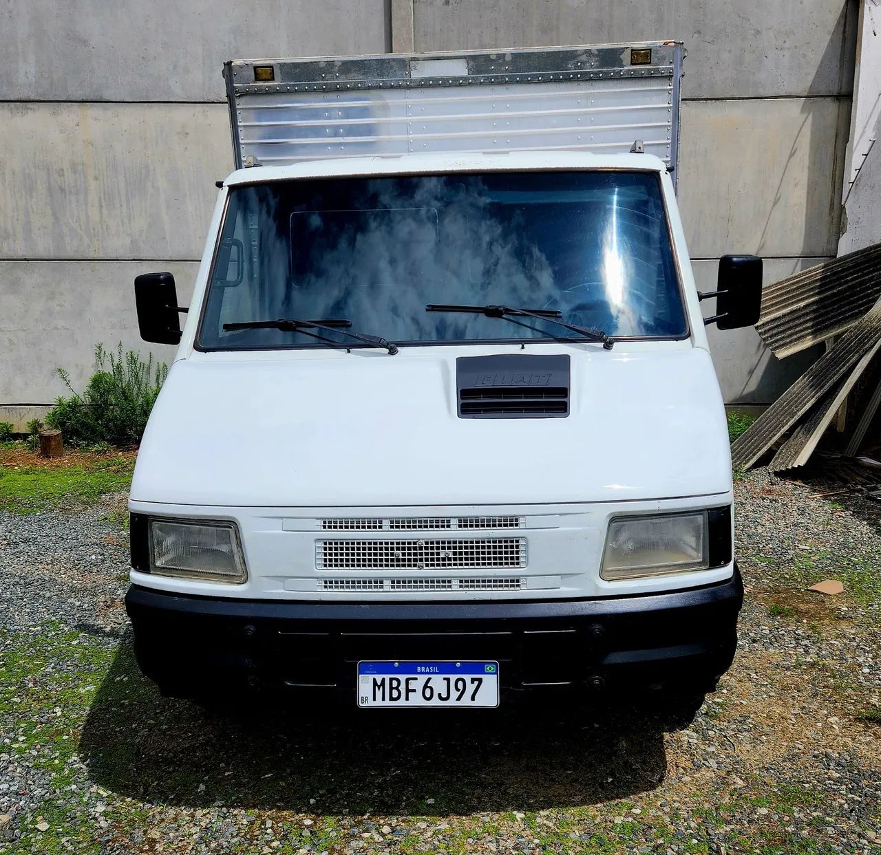 Iveco Dally 3510 ano 1999 - Foto 5