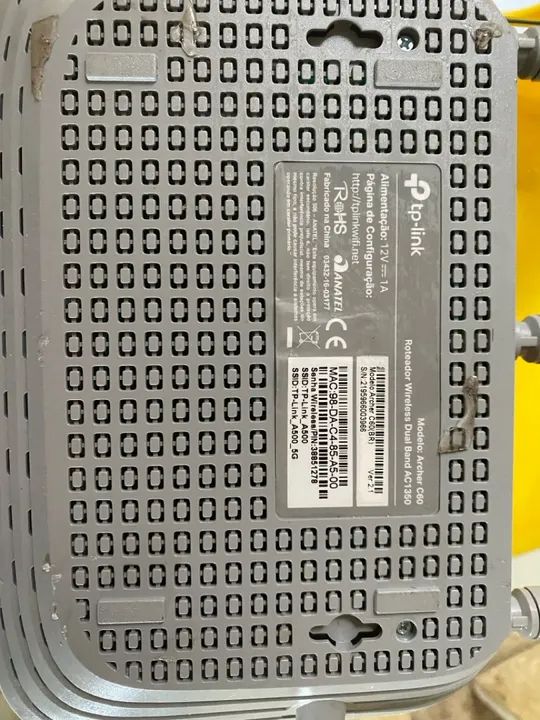 Selling Router with 4 antennas. TP link64318044439298121