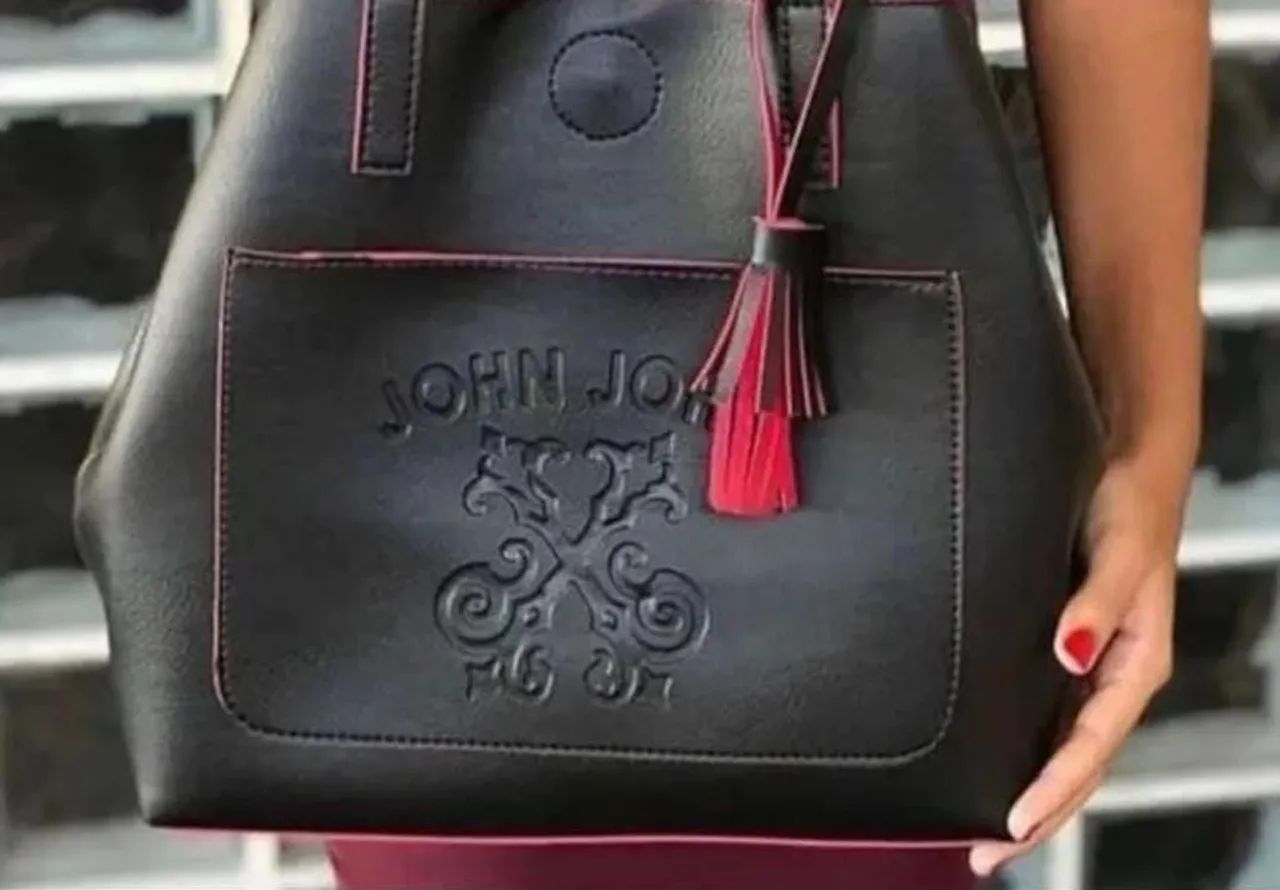 Duas bolsas com carteira - Foto 5