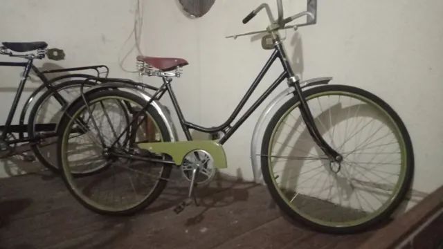 Bicicleta Monark antiga 